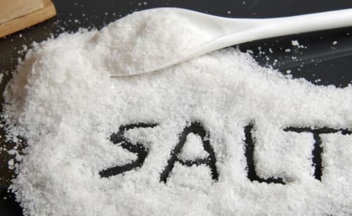 海鹽 腌制鹽 竹鹽 高鉀鹽 究竟有什么不同 醫生告訴你答案
